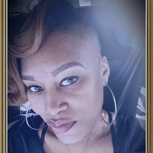 Meet your Posher, Kandi